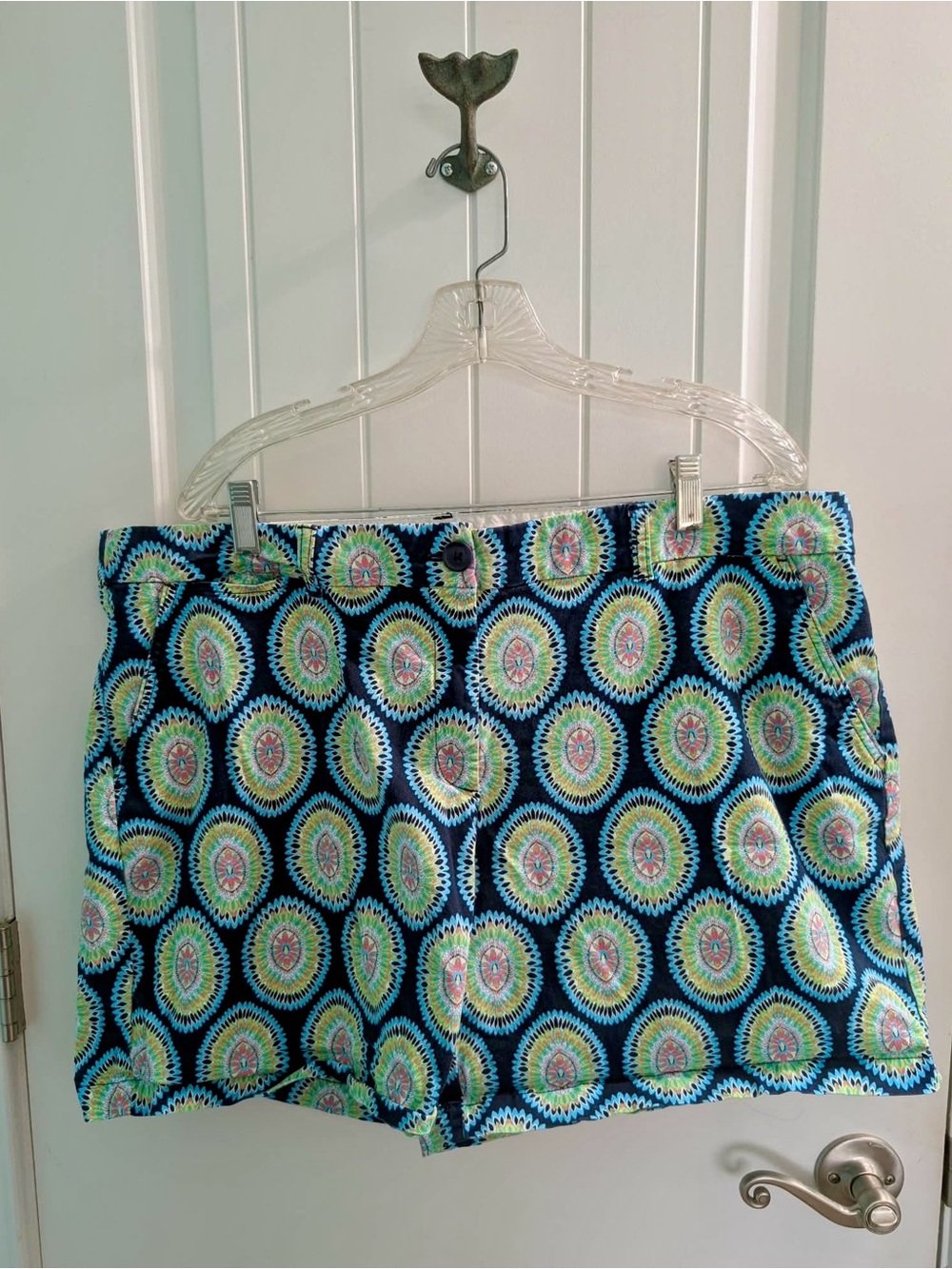Crown & Ivy multi colored chino Patterned Shorts